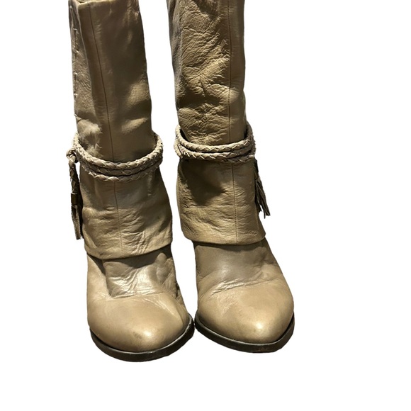 B. MAKOWSKY Taupe Genuine Leather Wedge Heel Comfortable Boot-Size 10M - Picture 9 of 14